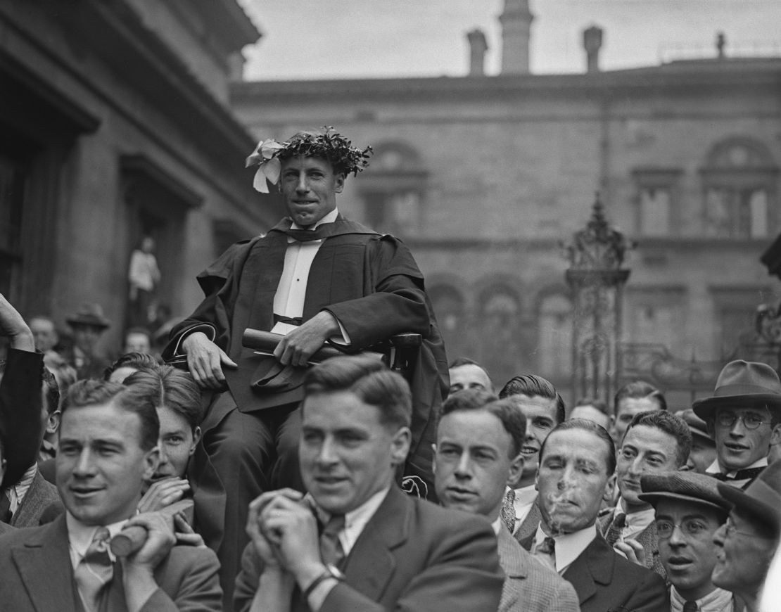 Eric Liddell is paraded around the University of Edinburgh after winning 400m gold at the Olympics.