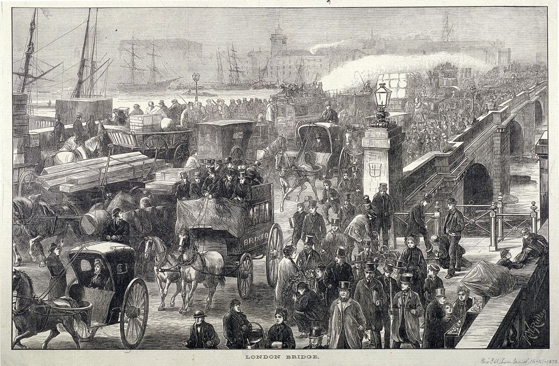 London Bridge in 1872 filled with horses, carriages and pedestrians. As early as 1756, rules were enacted in London to regulate lane traffic.