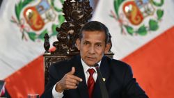 Peruvian President Ollanta Humala speaks during a press conference with the foreign press, in his office at the presidential palace in Lima on March 2, 2015.  AFP PHOTO / CRIS BOURONCLE        (Photo credit should read CRIS BOURONCLE/AFP via Getty Images)