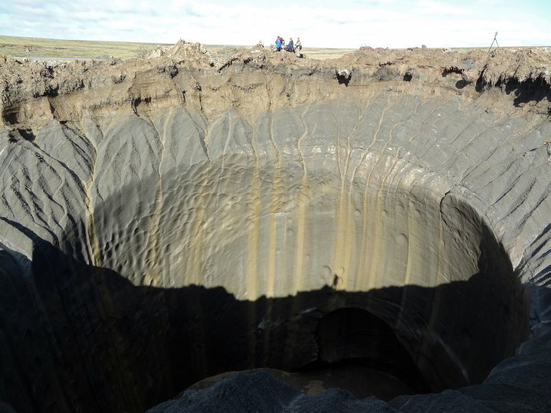 Siberia: Why mysterious craters exploded in the Russian Arctic