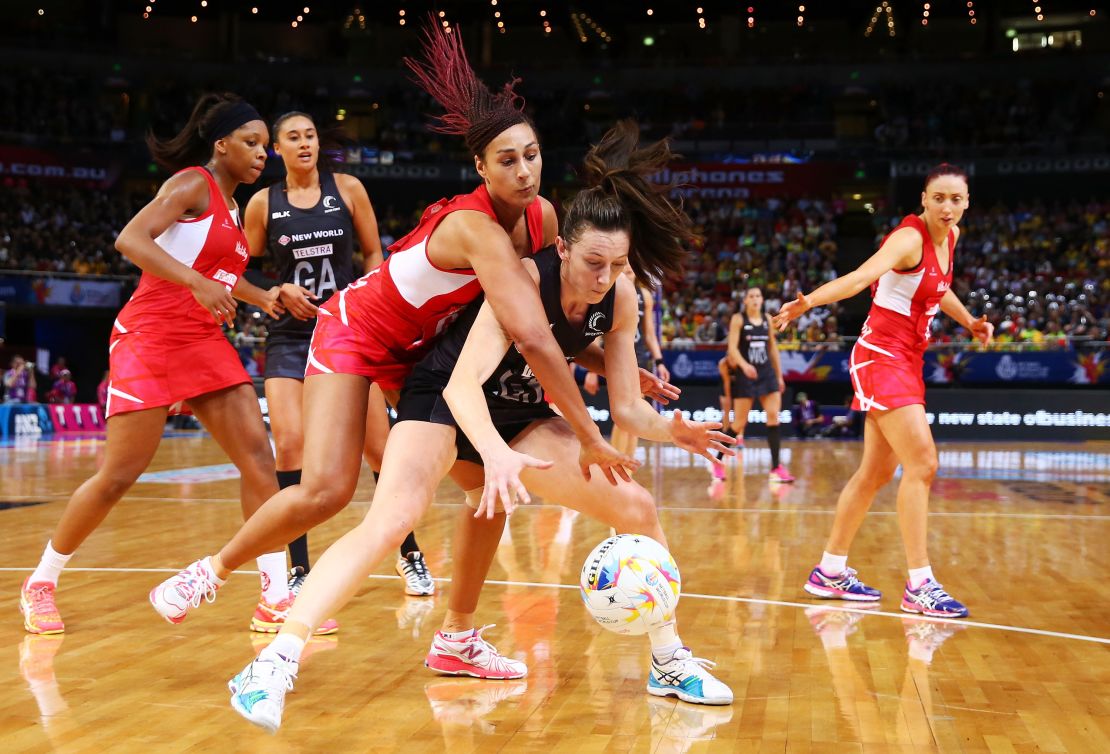 Bailey Mes of New Zealand is challenged by Geva Mentor of England during the 2015 Netball World Cup Semi Final 1 match between New Zealand and England at Allphones Arena on August 15, 2015 in Sydney, Australia.