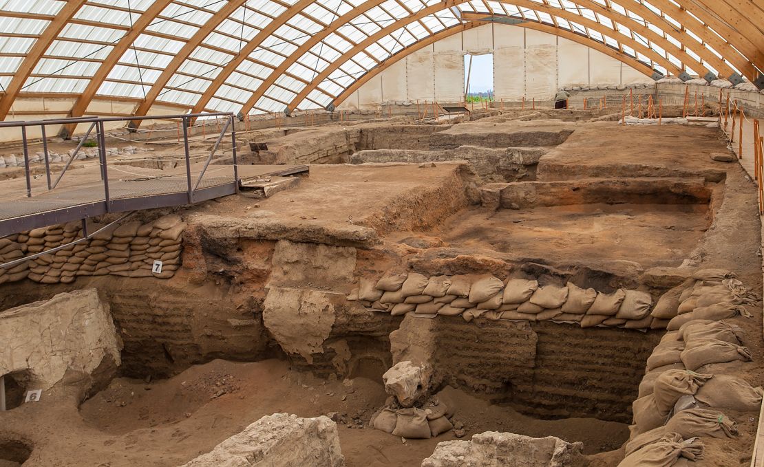 The neolithic site of Çatalhöyük, southeast of Konya,
