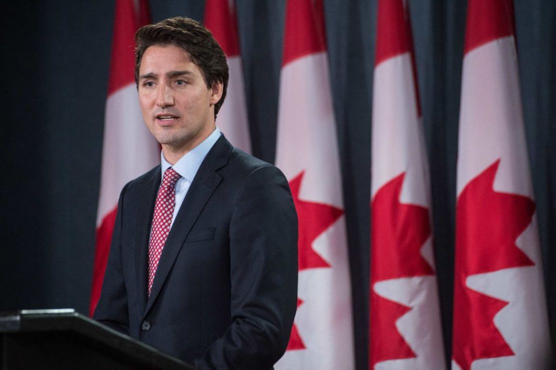 El líder del Partido Liberal canadiense, Justin Trudeau, habla en una rueda de prensa en Ottawa el 20 de octubre de 2015 tras ganar las elecciones generales.