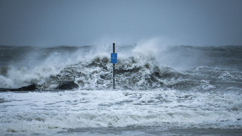 CAPE MAY, NEW JERSEY - JANUARY 23:  Waves crash on the beach on January 23, 2016 in Cape May, New Jersey. A major snowstorm is upon the East Coast this weekend with some areas expected to receive over a foot of snow.  (Photo by Andrew Renneisen/Getty Images)