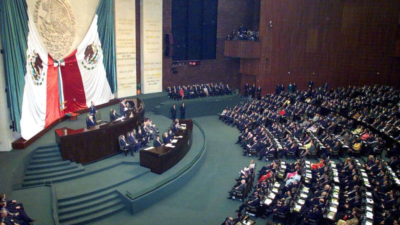 Diputados mexicanos discuten reforma sobre la soberanía nacional