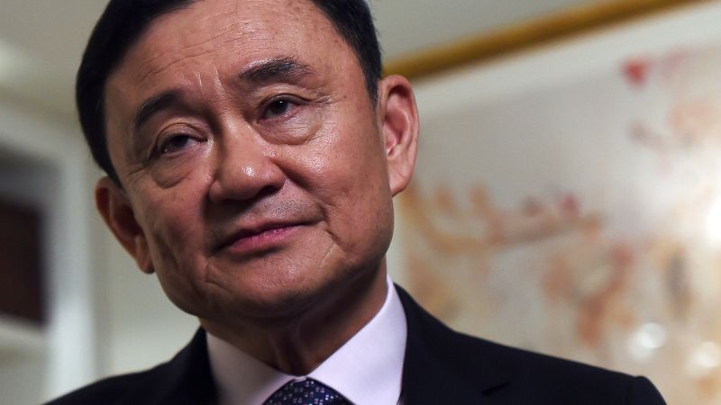 Бившият министър председател на Тайланд Таксин Шинаватра е обвинен по обвинения в
