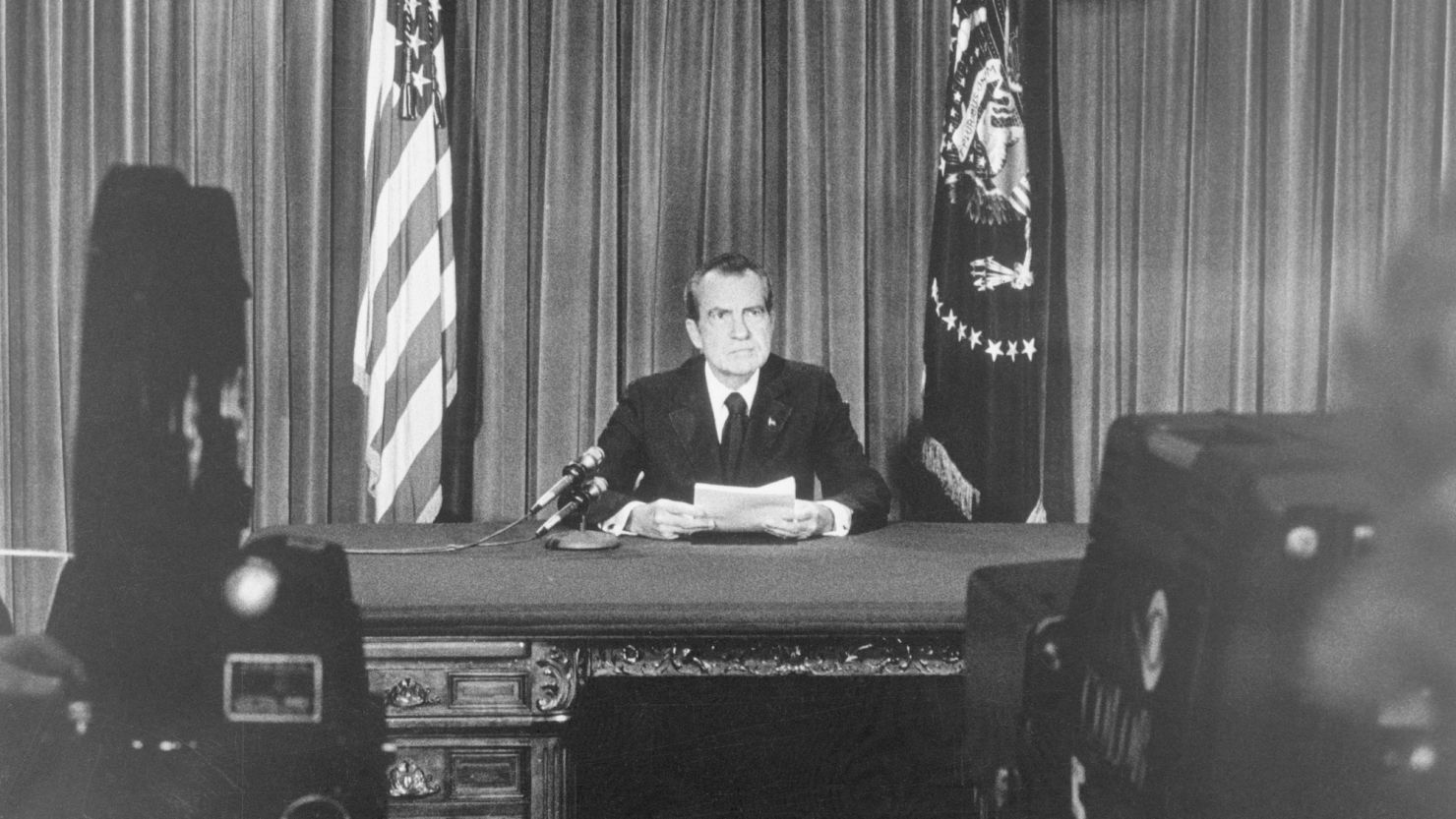 Nixon’s resignation marked the end of a remarkable series of resignations in US politics; but what became the Watergate model should be better understood as the Watergate exception, writes Hemmer.