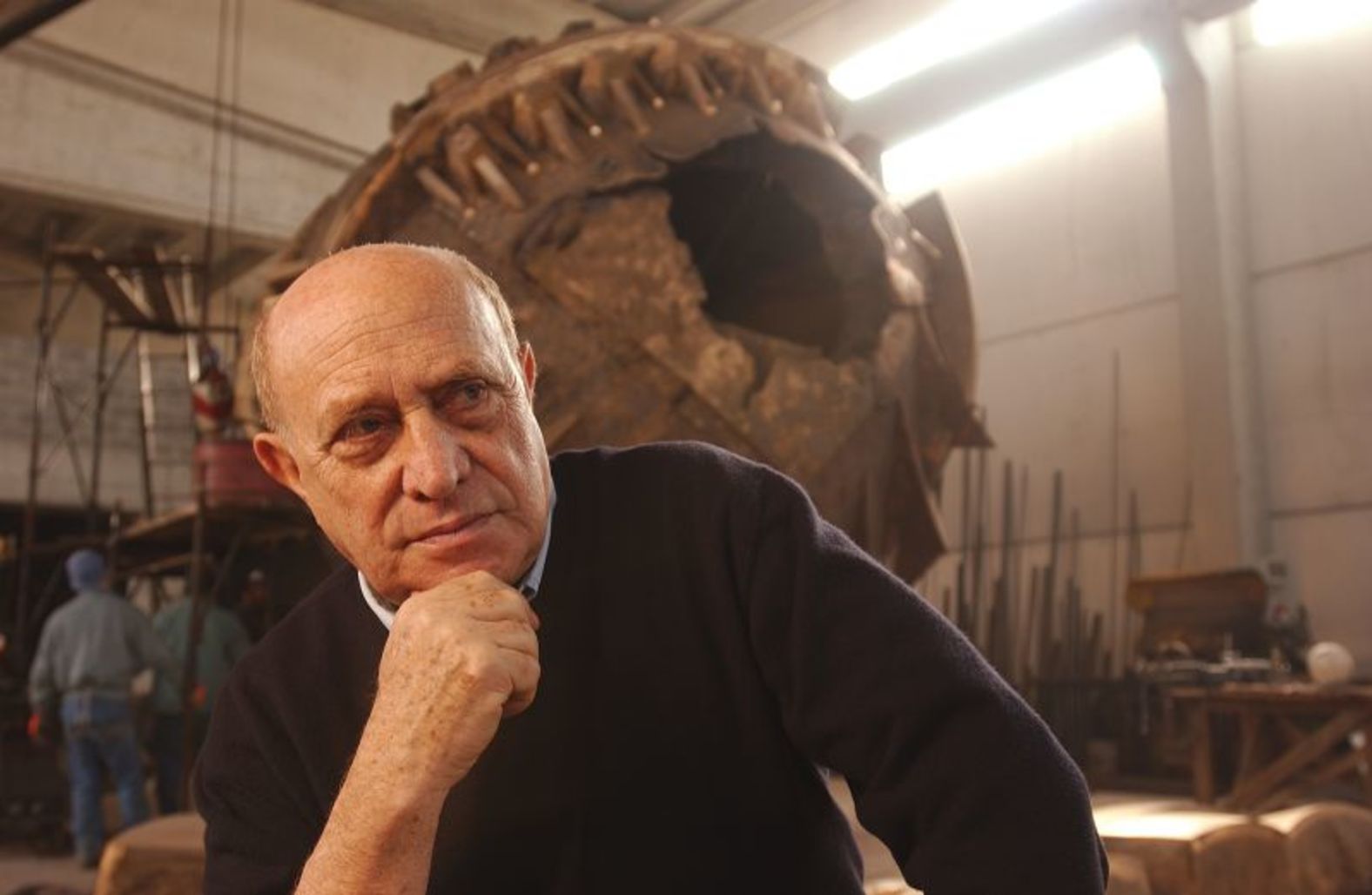 <a href="index.php?page=&url=https%3A%2F%2Fwww.cnn.com%2F2025%2F06%2F24%2Fstyle%2Farnaldo-pomodoro-artist-death">Arnaldo Pomodoro</a>, one of Italy’s most prominent contemporary artists whose bronze spheres decorate iconic public spaces from the Vatican to the United Nations, died Sunday, June 22, at the age of 98, according to his foundation.