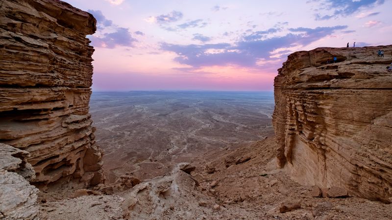 „Див, красив, неутъпкан:“ Епичните туристически пътеки, възникващи в Саудитска Арабия