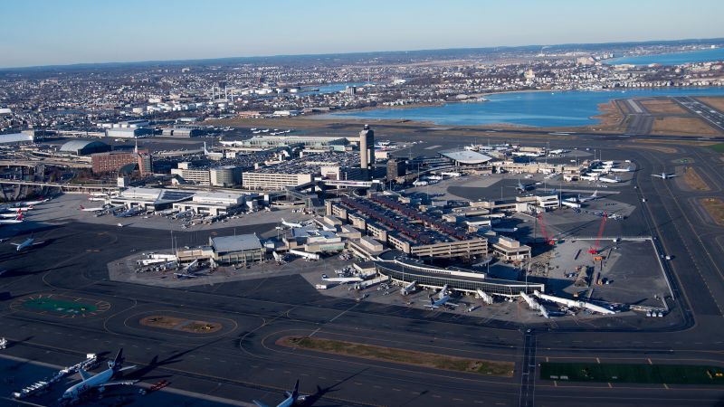 Read more about the article Delta Air Lines flight to New Orleans returns to Boston after ‘smoky odor’ detected in cabin – CNN