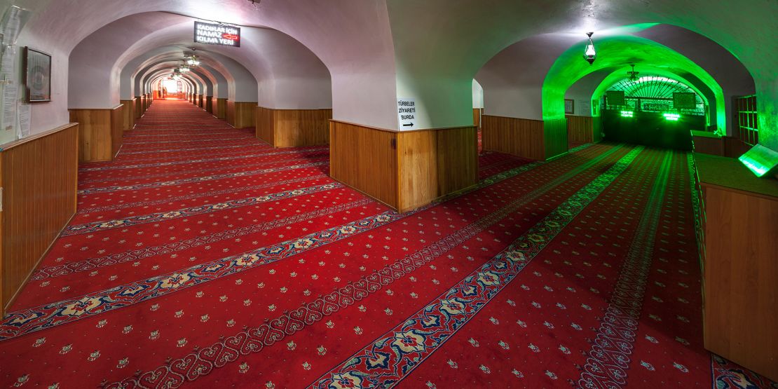 Always cool: The Yeralt? Camii.