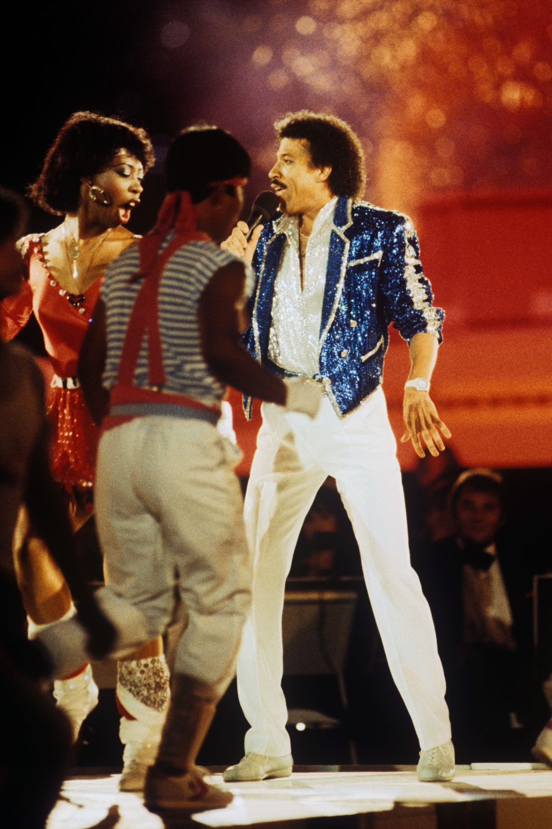 The dazzling outfit was designed by the late costume designer Bill Frank Whitten, who worked with Michael Jackson and Elton John.