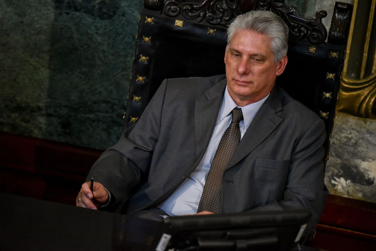 Cuban President Miguel Díaz-Canel listens at the Aula Magna of Havana University in Havana, Cuba, on May 5, 2017.