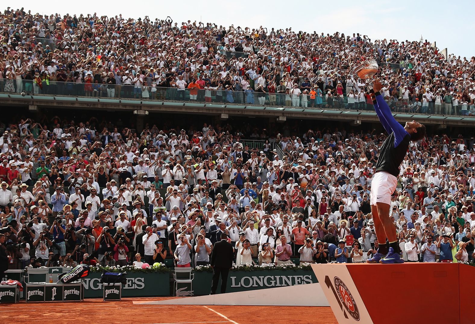 Nadal celebrates after defeating Stan Wawrinka to win the 2017 French Open.