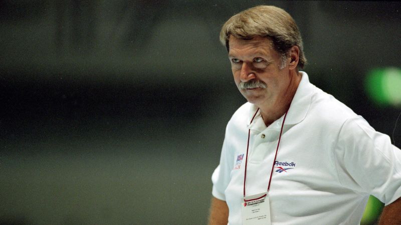 Bela Karolyi, the polarizing coach who helped launch gymnasts to Olympic stardom, dies at 82