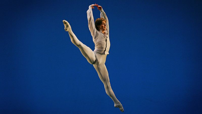 Russian ballet star Vladimir Shklyarov dies after falling from building - CNN image