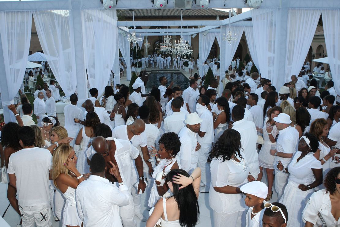 A general view of atmosphere at the White Party hosted by Sean "Diddy" Combs and Ashton Kutcher to help raise awareness for Malaria No More in 2009 in Beverly Hills, California.