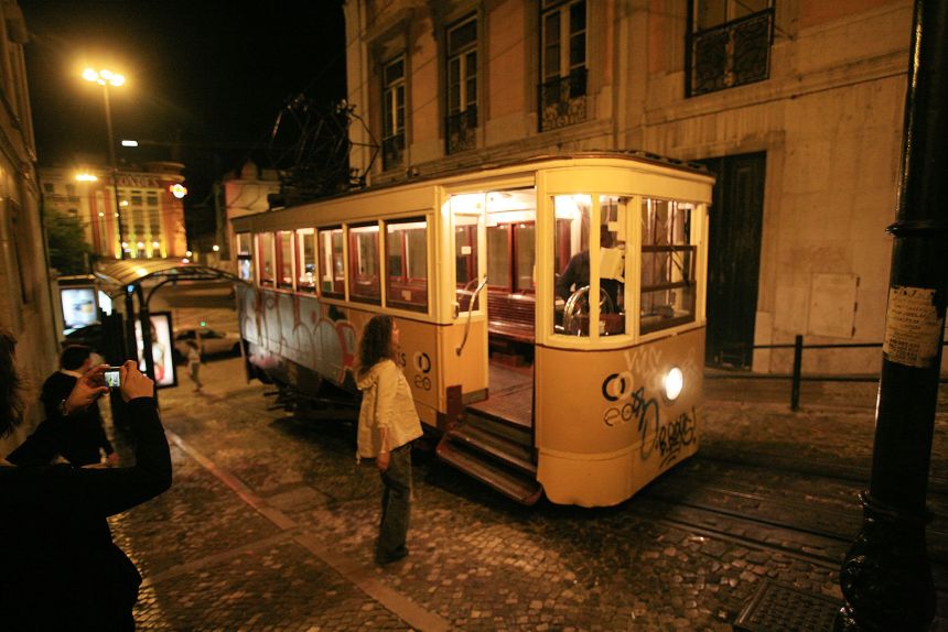 A scenic view of the Gloria funicular in July 2009, prior to the crash.