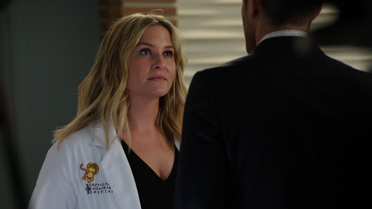 Jessica Capshaw on "Grey's Anatomy."