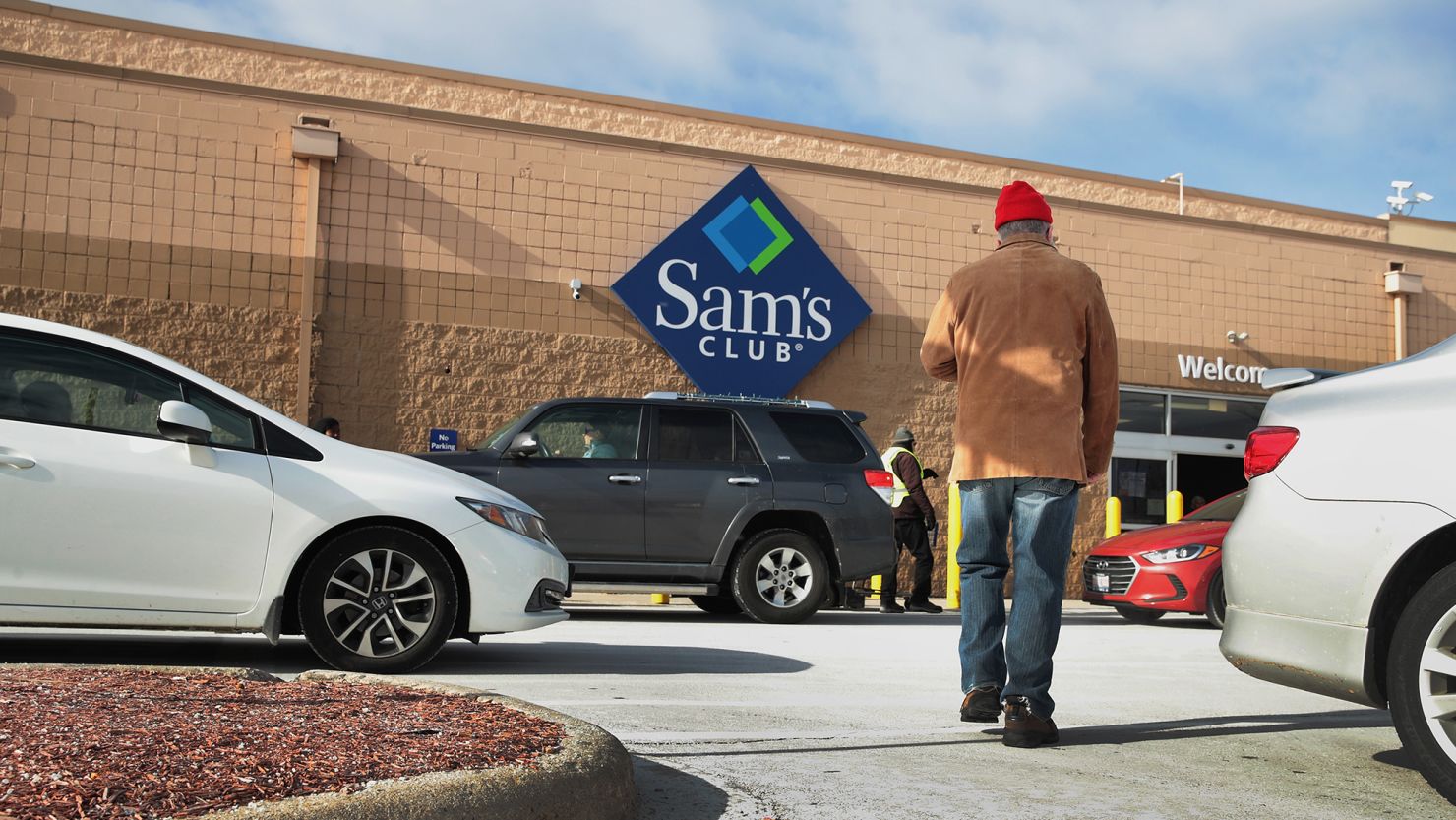 Shoppers head into a Sam's Club store on January 12, 2018 in Streamwood, Illinois.