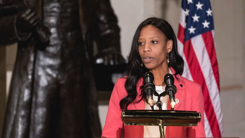 Mia Love, first Black Republican congresswoman, faces worsening cancer prognosis, daughter says