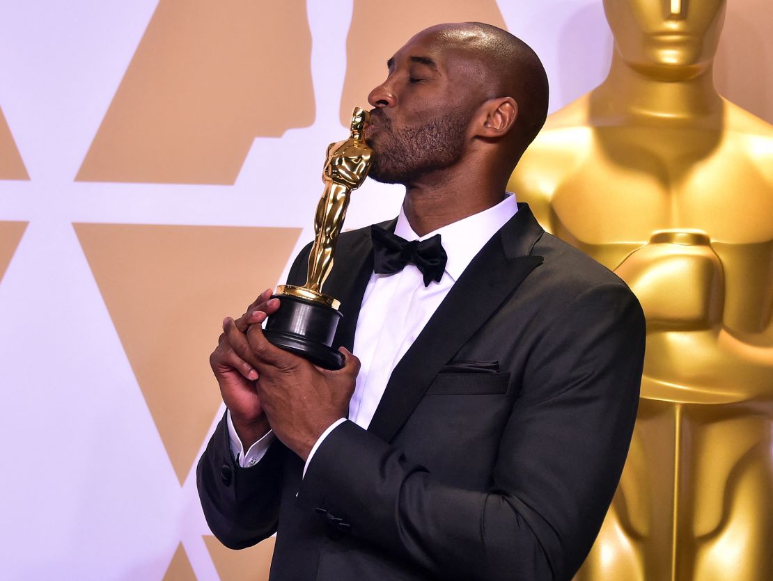 Bryant will pos with Oscar in the press room at the 90th Annual Academy Awards on March 4th, 2018.