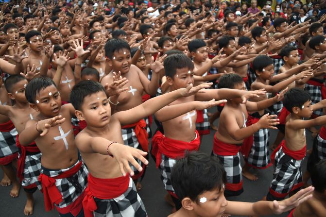 <strong>Kecak:</strong> This traditional dance is performed in a parade the day before Nyepi. (SONNY TUMBELAKA/AFP via Getty Images)