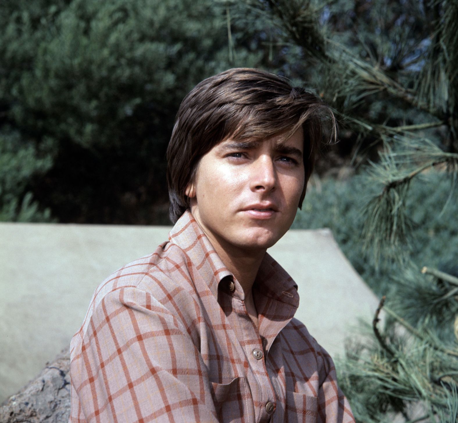 <a href="index.php?page=&url=https%3A%2F%2Fwww.cnn.com%2F2025%2F06%2F24%2Fentertainment%2Fbobby-sherman-death">Bobby Sherman</a>, whose winsome smile and fashionable shaggy mop top helped make him into a teen idol in the 1960s and ’70s with bubblegum pop hits like “Little Woman” and “Julie, Do Ya Love Me,” died at the age of 81, his wife announced on Tuesday, June 24. Sherman revealed he had Stage 4 cancer earlier this year.