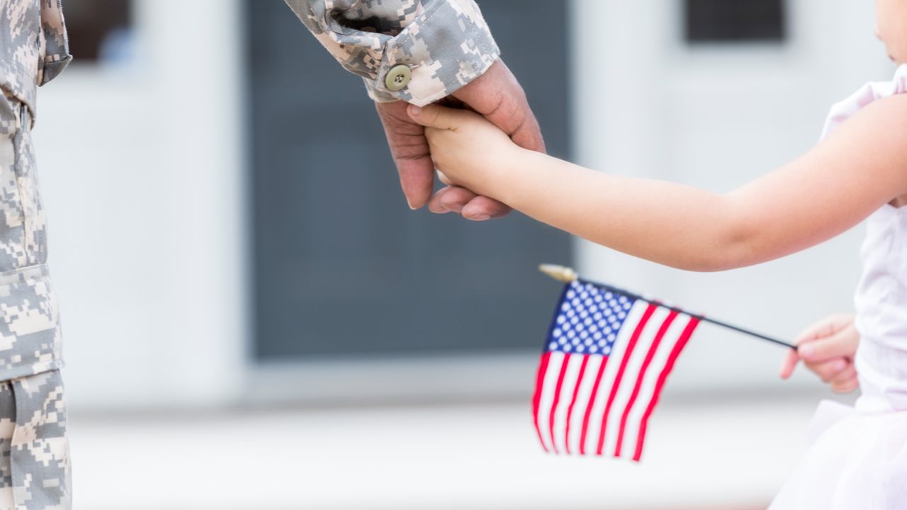 More than 100,000 military parents deploy each year, leaving some 250,000 kids at home, according to United Through Reading.