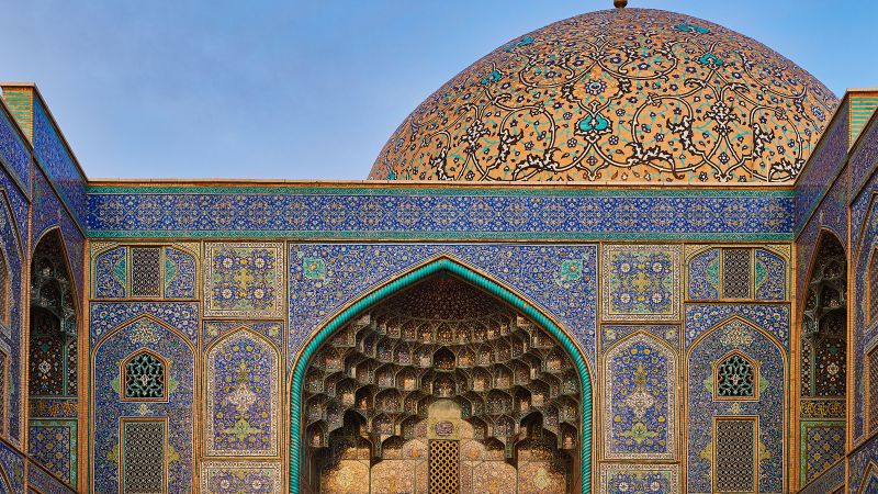 ‘I will never regret coming’: Amid Israel’s devastating strikes on Iran, a woman traveling solo had to find her way out