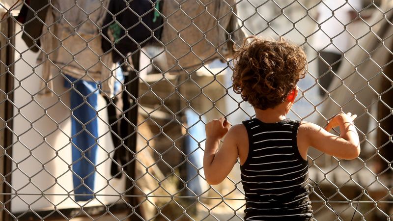 Близо 47 деца мигранти на ден са изчезвали в Европа от 2021 г. насам, разкрива проучване