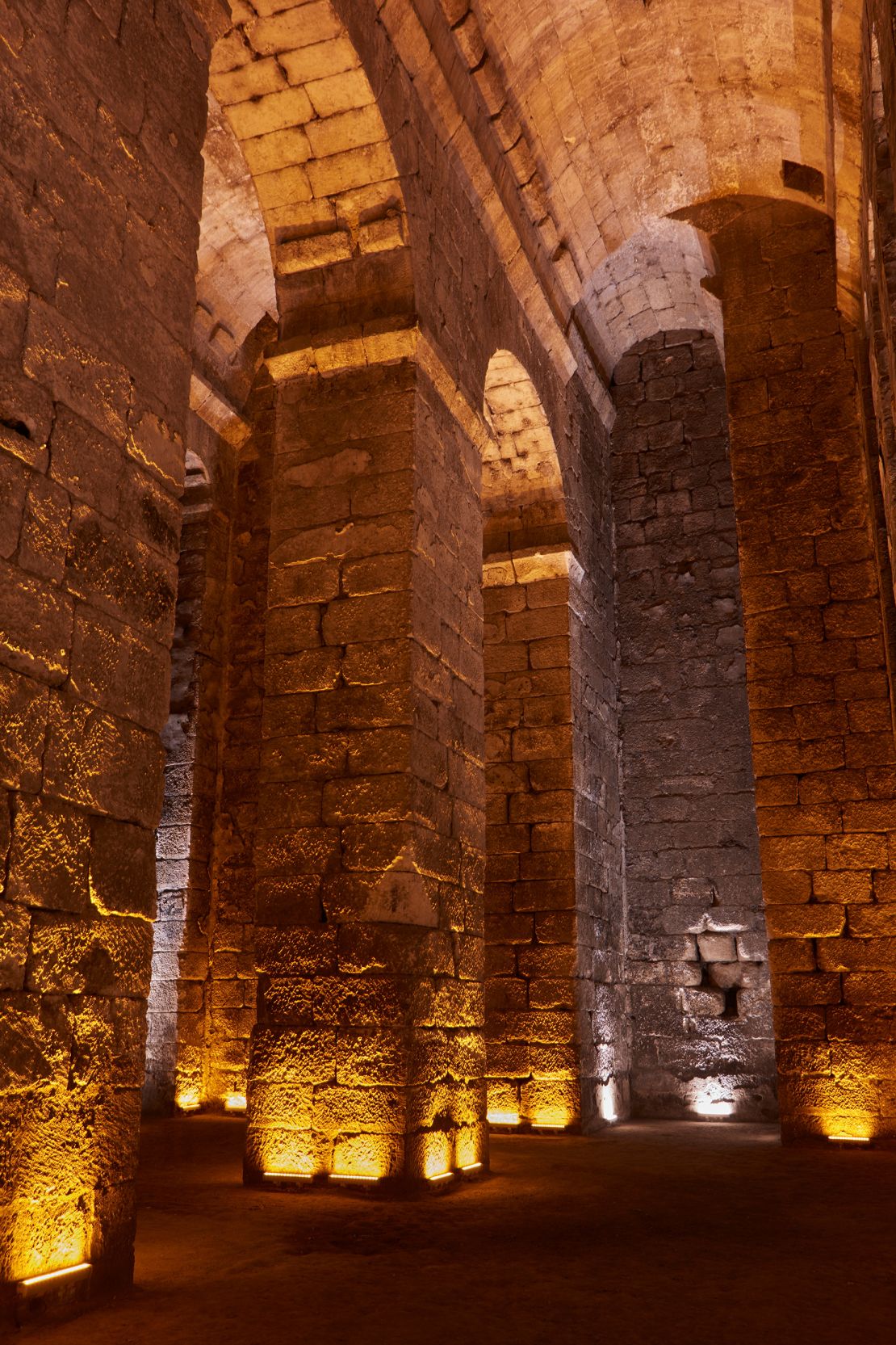 Dara's cisterns were once rumored to be dungeons.