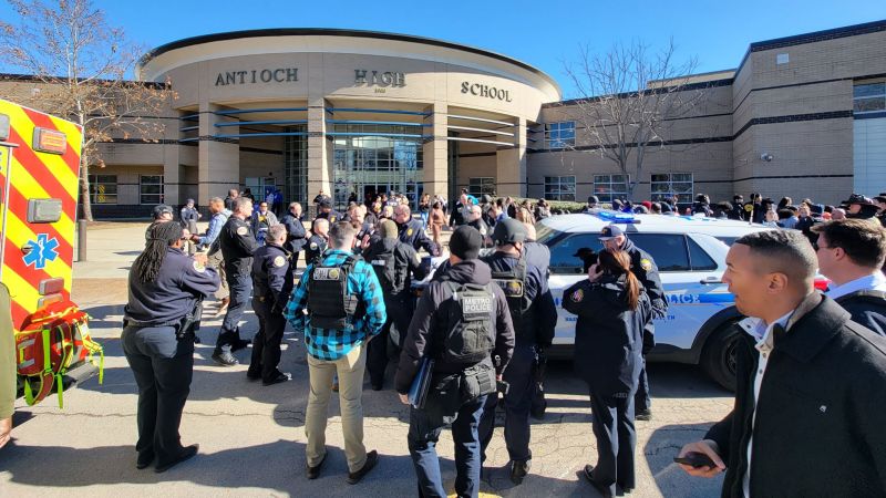 Student fatally shoots 1 student, wounds another at Nashville high school, police say