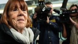Gisèle Pelicot afuera del tribunal de Avignon en diciembre de 2024.