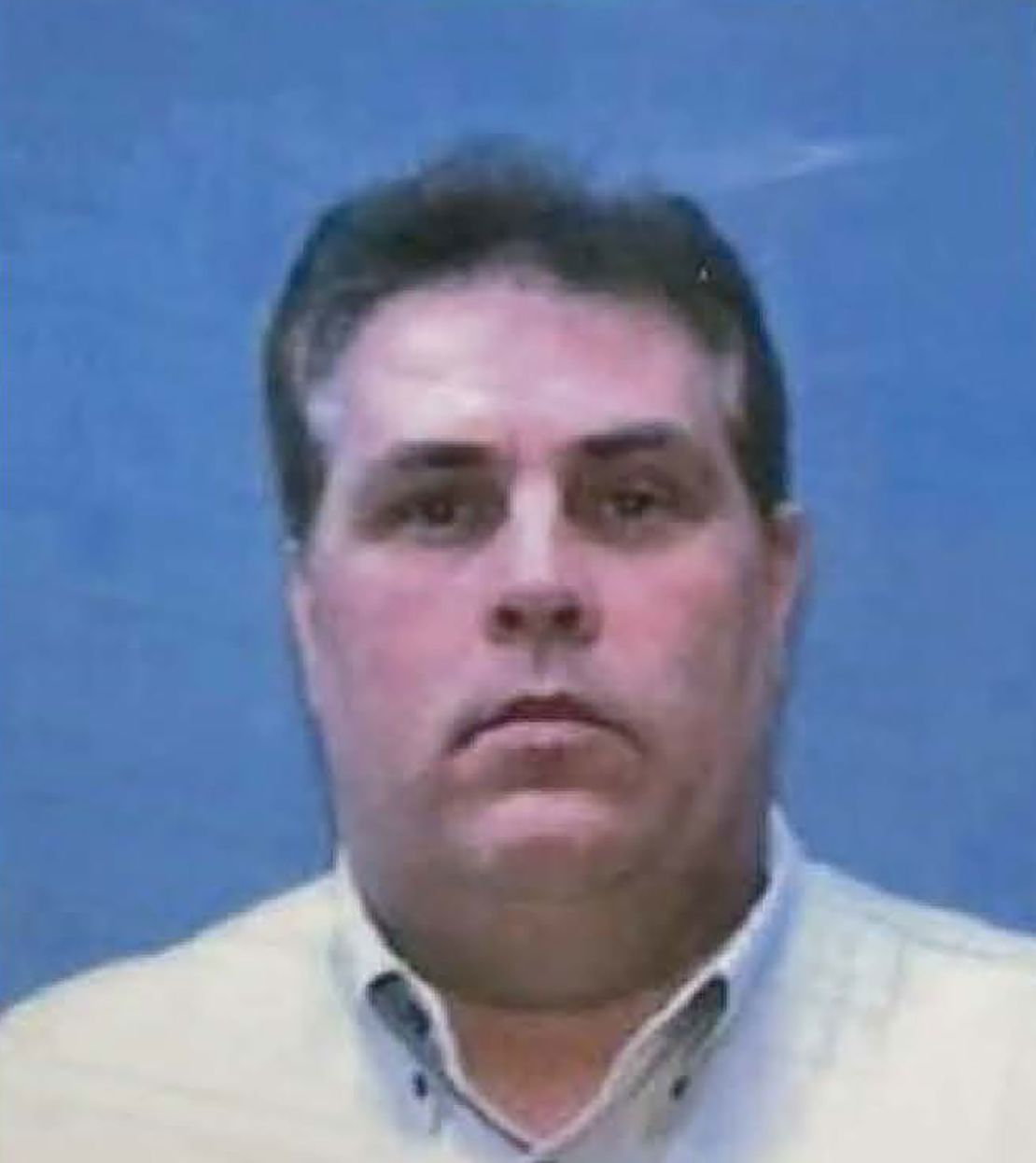 A 1995 photo of Stephen Paul Gale is seen from a US Marshals wanted poster.