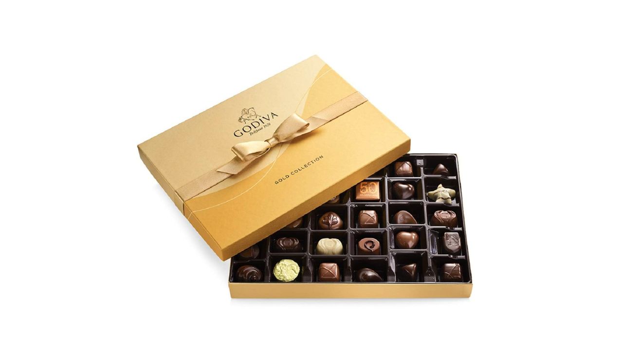 godiva chocolatier gold gift box cnnu.jpg