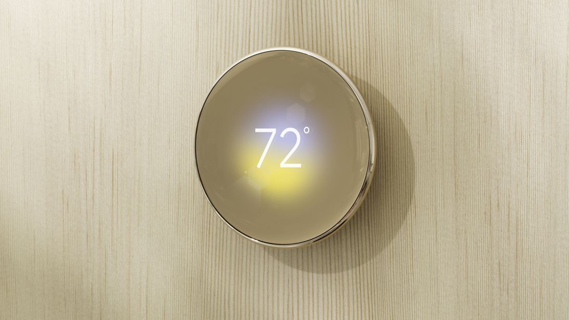 Gold nest learning thermostat at 72 degrees