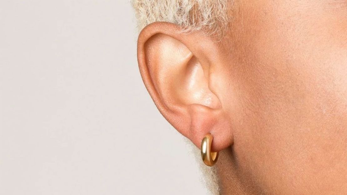 https://media.cnn.com/api/v1/images/stellar/prod/gold-round-edge-hoop-earrings-small.jpg?q=w_1110,c_fill