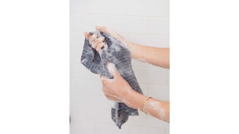 Goshi Exfoliating Shower Towel