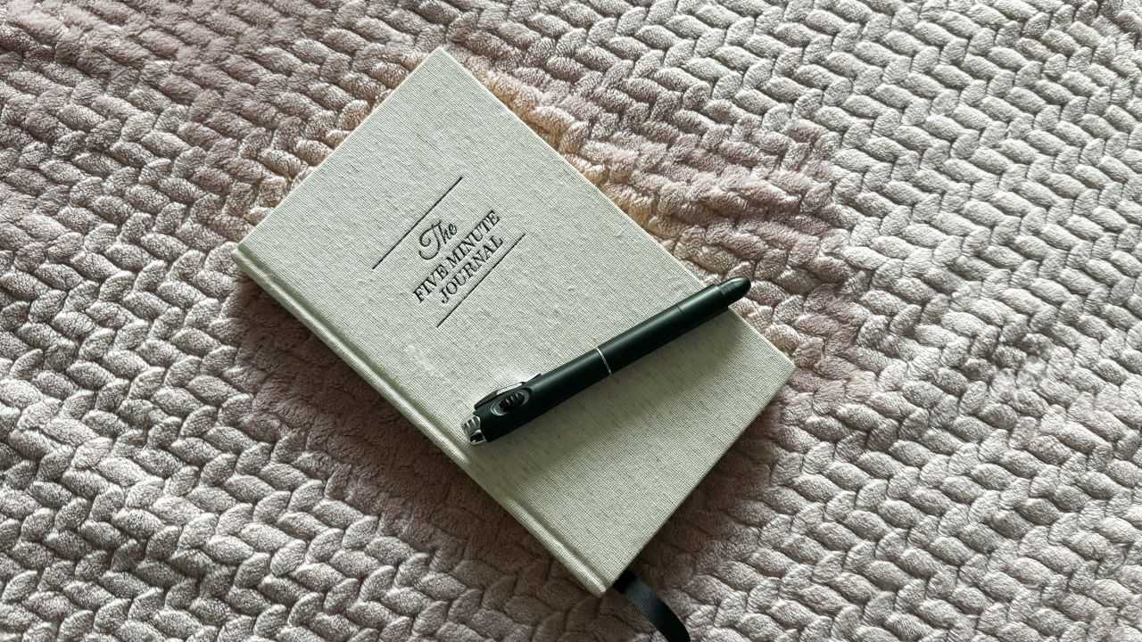 Gratitude journal.jpg