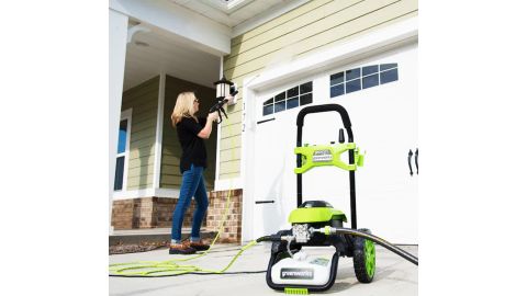 Greenworks 2000-PSI . cold water pressure washer