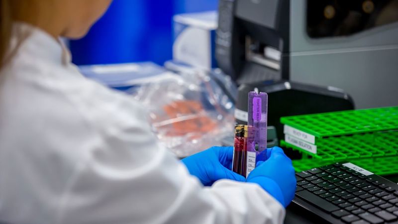 Read more about the article Blood test to detect colon cancer could move a step closer to FDA approval in the US – CNN