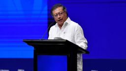 El presidente de Colombia, Gustavo Petro, en el Centro de Eventos Valle Del Pacífico el 20 de octubre de 2024 en Cali, Colombia.