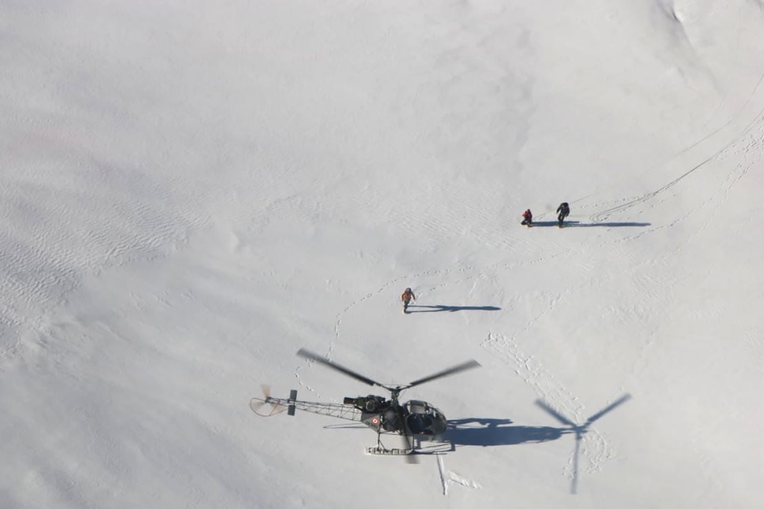 A photo released by the Indian Air Force showing the rescue of the climbers, who were airlifted to a hospital in Joshimath, Uttarakhand, for assessment.