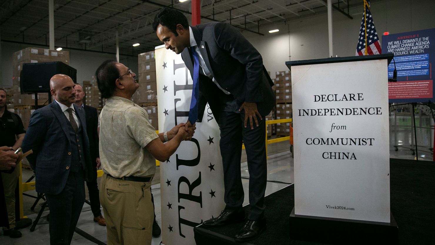 Vivek Ramaswamy greets attendees during an event in New Albany, Ohio, on Thursday, September 21.