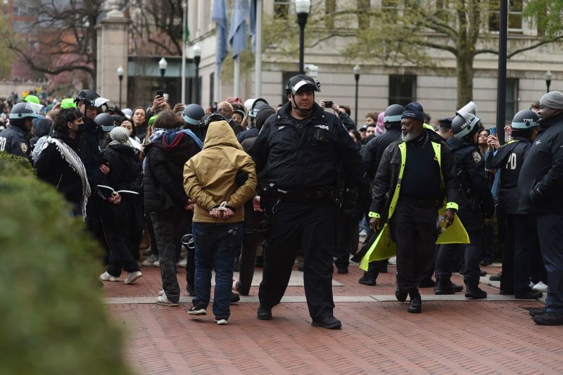 Over 100 People Arrested As NYPD Breaks Up Pro-Palestinian Protest At ...