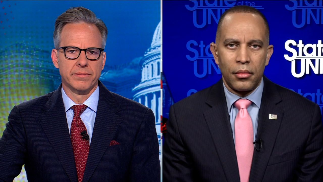 Hakeem Jeffries still.jpg