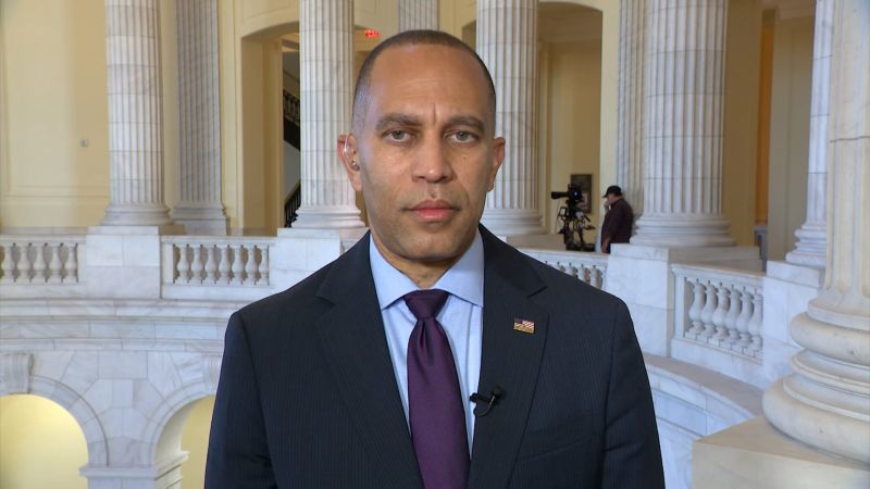 Jeffries speaks out after confrontation with Rep. Lawler about shutdown