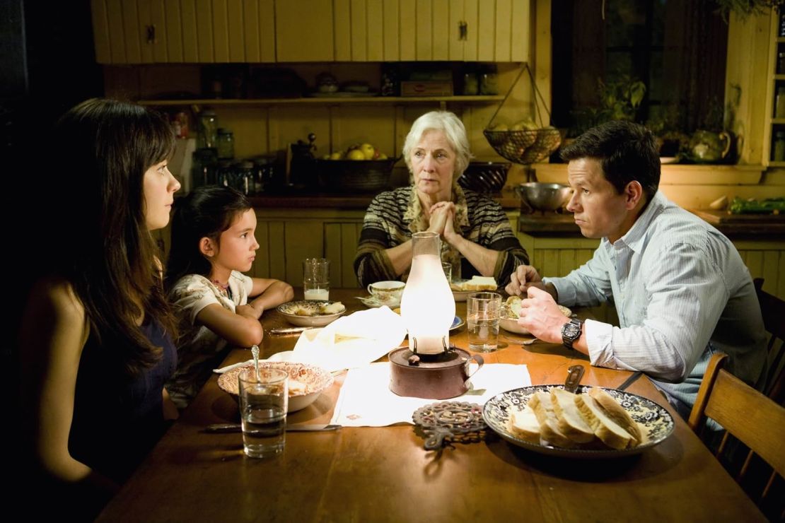 Zooey Deschanel, Ashlyn Sanchez, Betty Buckley and Mark Wahlberg in 