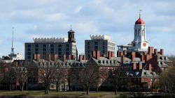 Universidad de Harvard.